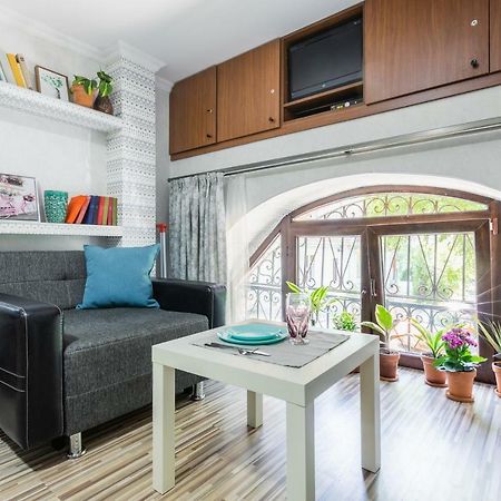 Апартаменты H&B Akhvelediani II Тбилиси Экстерьер фото